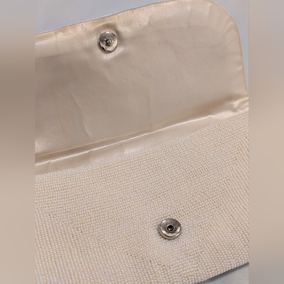 Vintage 1950s–60s Hand-Beaded Pastel Pearl Clutch – Bridal, Cocktail, Formal - Picture 5 of 14